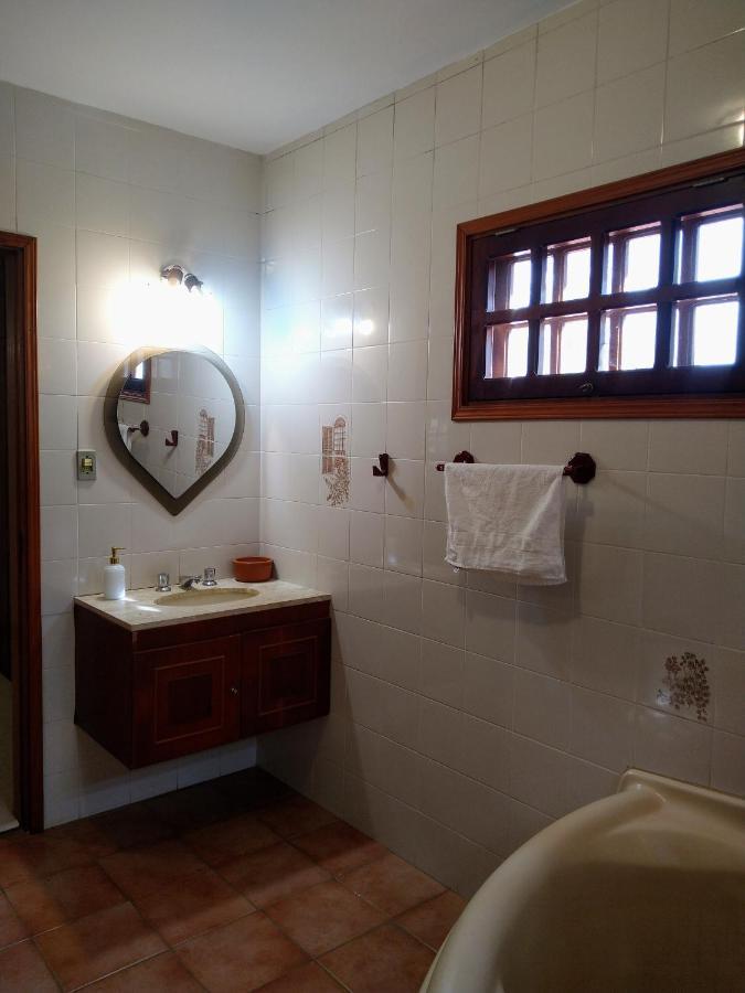 Casa Vista Lago Vitoria Regia Оламбра Экстерьер фото